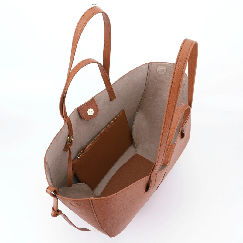 Large Leather Tote Handbag  Elegant Textured Design Image 4